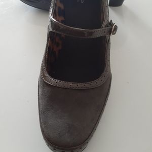 Womens Clark's Shoes Size 11M